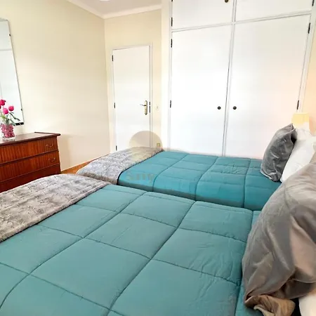 Gilsonia By Sunny Deluxe