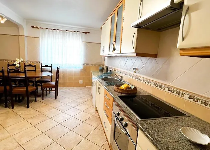 Gilsónia By Sunny Deluxe Casa de Férias Guia (Faro)